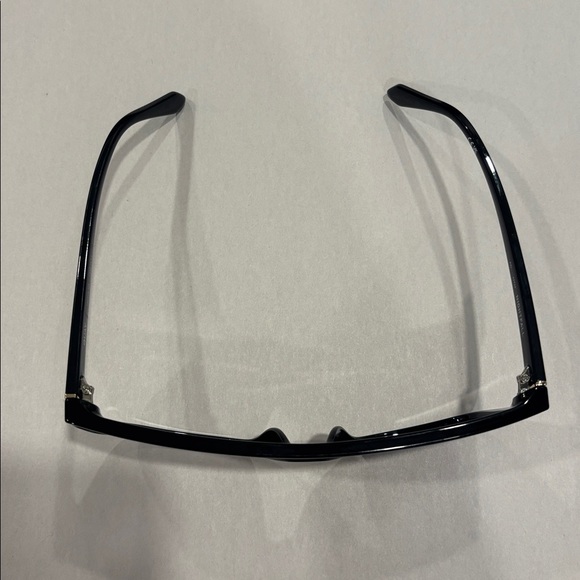 Quay Nightfall Oversized Shield Sunglasses In Black - Picture 3 of 9